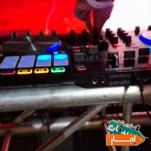 دی جی و شومن حرفه ای)