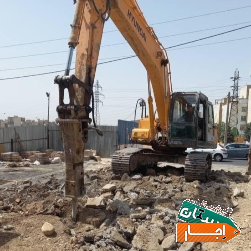 اجاره بیل لودر پیکور برای تخریب ساختمان و خاکبرداری