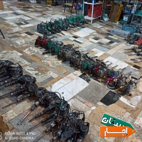 اجاره ابزار هیلتی فارسی بر نردبان پمپ باد میخکوب