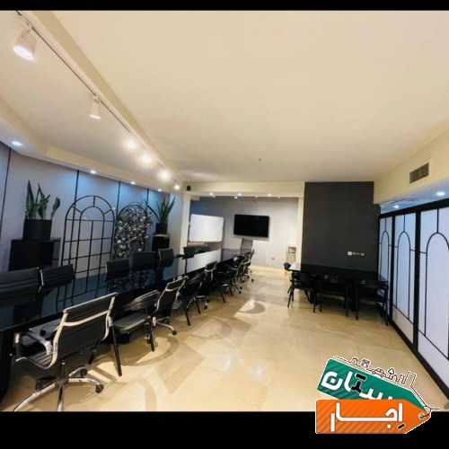 دفترکار و فضای آموزشی