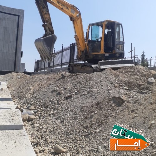 اجاره مینی بیل بهمراه پیکور