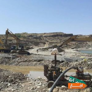 اجاره بیل مکانیکی همراه باچکش در خرم اباد