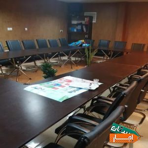 اجاره صندلی کنفرانسی،میزکنفرانسی، میکروفن کنفرانسی