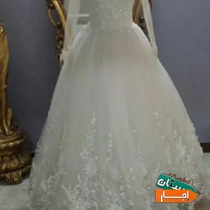 اجاره پنج عدد لباس عروس نو