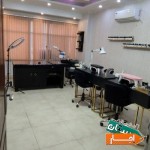 اجاره-اتاق-میز-ناخن-تخت-تاتو-و-مژه