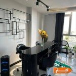 اجاره-میز-ناخن-به-کار-حرفه-ای
